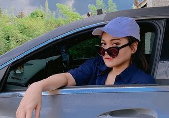 APD Semakin Langka, Youtuber Ini Malah Melenggang Santai Belanja Pakai Sarung Tangan Lateks, Warganet Geram: 'Ngerti Gak Sih!'