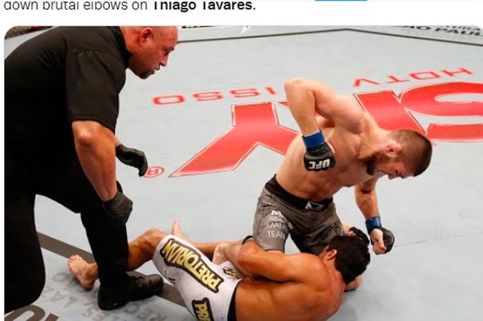 Momen duel antara Khabib Nurmagomedov dan Thiago Tavarez pada jadwal UFC tahun 2013.