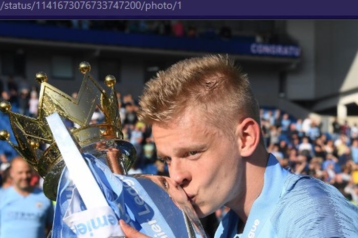 Bek sayap Manchester City, Oleksandr Zinchenko.