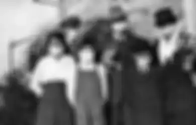 Foto keluarga saat pandemi flu spanyol melanda di tahun 1918