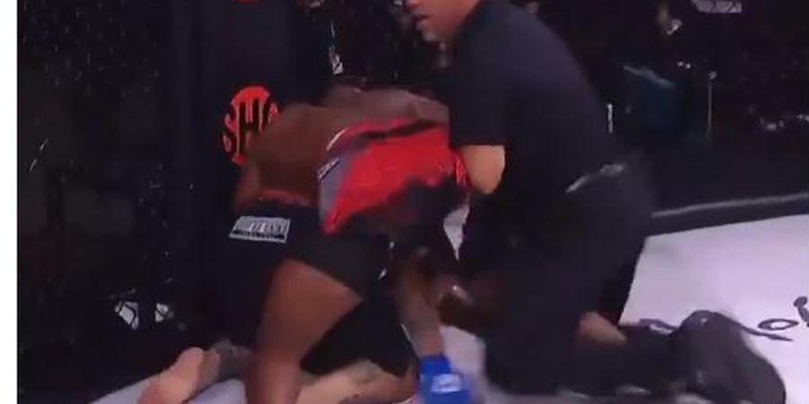 VIDEO - Jagoan Gempal Jadi Korban Amukan 21 Detik di Ajang Saingan UFC