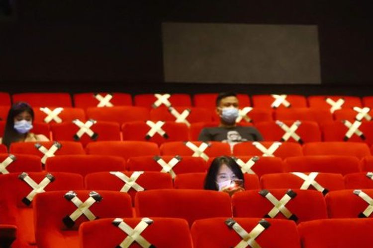 Nonton bioskop. Nonton bioskop