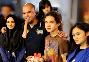 Setelah Ahmad Dhani Disebut Stop Beri Santunan Makan Korban Kecelakaan Dul, RCM Juga Dikabarkan Bangkrut