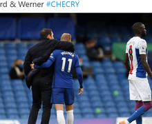 Jadi Bahan Tertawaan, Momen Striker Chelsea Kesakitan Tendang Tiang Corner