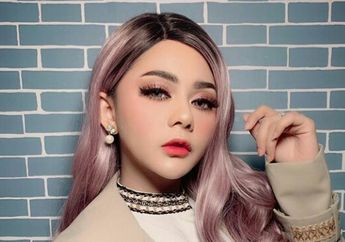Sempat 'Gantung' Tunggu Kepastian Hukum Atas Pernikahannya, Jenita Janet Kini Sumringah dan Ungkap Harapan Terbesar Dalam Masa Depannya