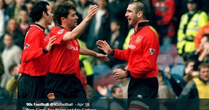 Ryan Giggs (kiri), Roy Keane, dan Eric Cantona saat membela Manchester United.