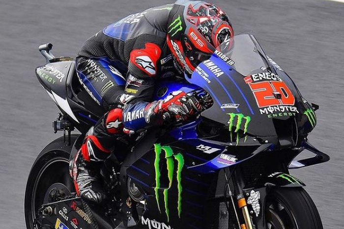 Ilustrasi pembalap MotoGP, Fabio Quartararo menunggangi motor Yamaha M1 milik, Valentino Rossi.