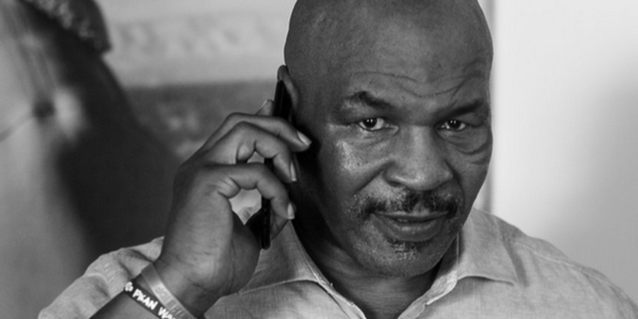 Mimpi Mike Tyson, Berbagi Lintingan Ganja dengan Bob Marley