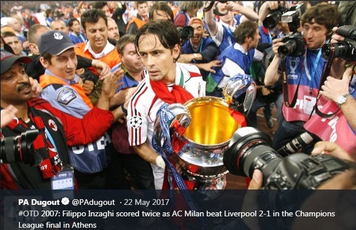Filippo Inzaghi saat membawa AC Milan menjuarai Liga Champions 2006-2007 usai menekuk Liverpool di final.