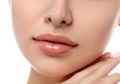 Bibir Langsung Cerah, Seksi, dan Menggemaskan! Ternyata Semudah Ini Cara Mengatasi Bibir Hitam Tanpa Mahal-mahal ke Klinik Kecantikan
