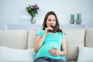 5 Manfaat Cokelat bagi Kesehatan Ibu Hamil dan Janin yang Dikandungnya