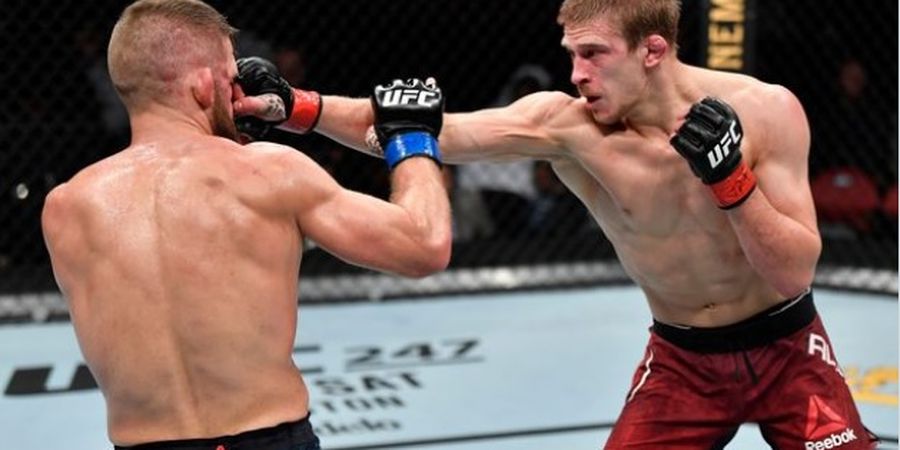 Jagoan Sangar UFC Ini Sibak Alasannya Terima Duel Lawan Korban Keganasan Islam Makhachev