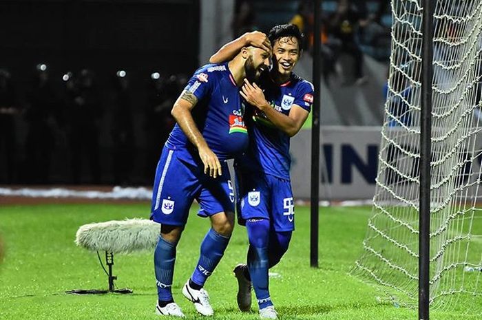 Striker PSIS Semarang, Claudir Marini Junior, merayakan gol yang dicetaknya ke gawang PSM Makassar pada pekan ke-29 Liga 1 2019.