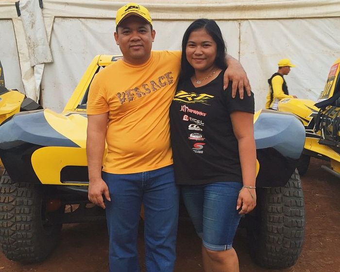 Pantas Tak Pernah Heboh Meski Suaminya Digosipkan Dengan Syahrini Istri Haji Isam Ternyata Pemilik Bisnis Mentereng Yang Bikin Silau Semua Halaman Grid Fame