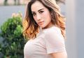 BERITA TERPOPULER: Ayah Nggak Punya Akhlak, Bukannya Ayomi Malah Pukuli Anak Gadisnya Hingga Acungkan Senjata Tajam | Akui Jadi Istri Simpanan Jenderal, Artis Cantik Ini Nekat Terbang Ke Bali Labrak Sang Suami Bareng Istri Sah