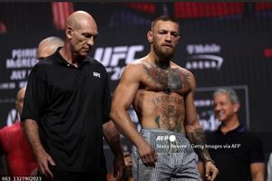 UFC 302 - Rekor Buruk Diungkit-ungkit, Begini Prediksi Conor McGregor soal Duel Islam Makhachev vs Dustin Poirier