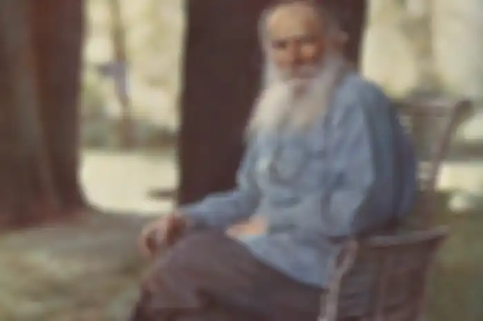 Dalam sebuah perdebatan dengan Rocky Gerung, Silfester Matutina mengaku sudah membaca karya-karya Leo Tolstoy sejak SD. Siapa sosok Leo Tolstoy?