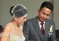 Belum Setahun Pisah dengan Yeslin Wang, Delon Resmi Persunting Kekasih Barunya
