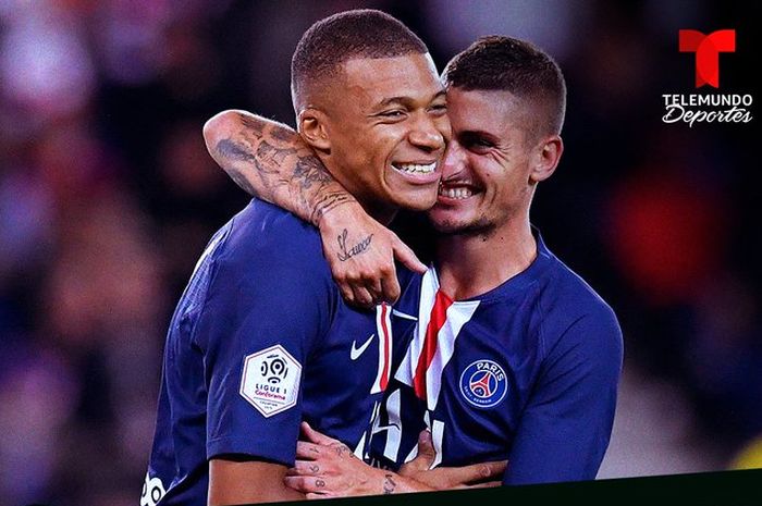 Pemain Paris Saint-Germain, Kylian Mbappe (kiri) dan Marco Verratti. 