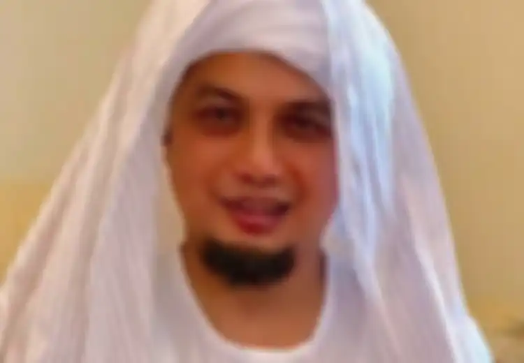 BREAKING NEWS - Innalillahi...Ustad Arifin Ilham Meninggal Dunia