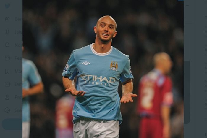 Stephen Ireland, eks gelandang Man City yang tolak bermain untuk timnas Republik Irlandia dengan alasan bohong.