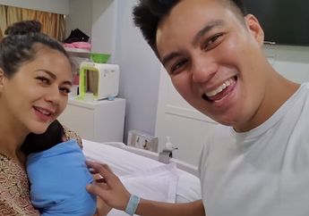 Suaminya Tuai Hujatan Soal Cara Gendong baby Kiano, Penampilan Paula Verhoeven Malah Bikin Salah Fokus Warganet