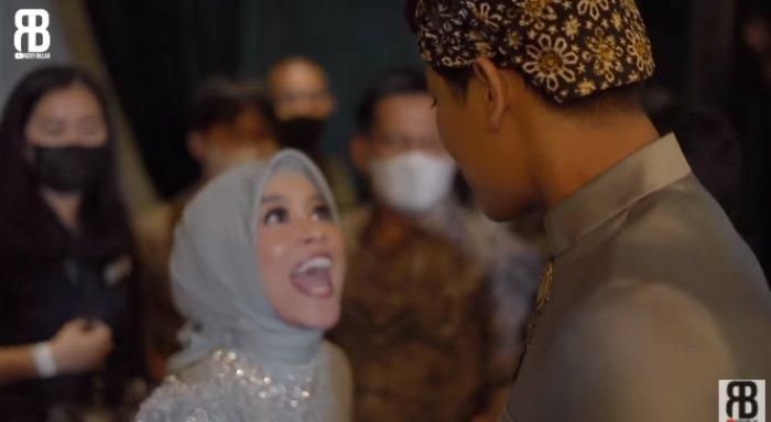 Ekspresi Lesty Kejora saat Rizky Billar singgung soal malam pertama usai acara lamaran