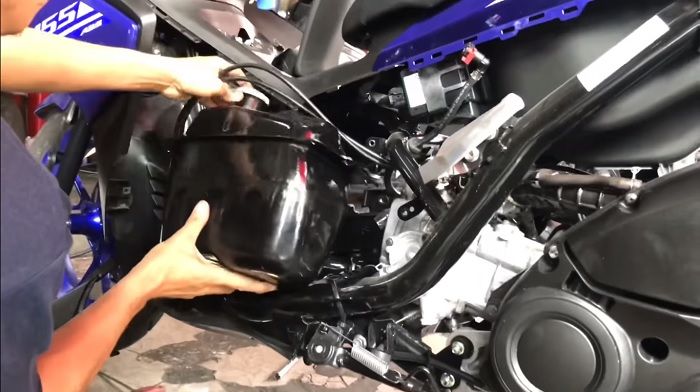 Enggak Mahal, Tangki Bensin Yamaha Aerox 8 Liter Bisa Tuker Tambah - MotorPlus-Online.com