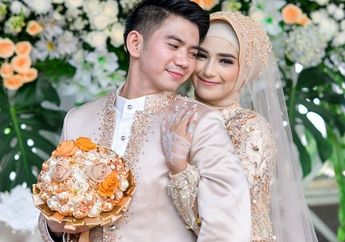 Setelah Nadya Mustika Rahayu Kepergok Tak Kenakan Cincin Kawin, Rizki D'Academy Hapus Foto Pernikahan