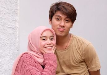 Rizky Billar Kepergok Bawa Keluarganya Bertemu Keluarga Lesty Kejora, Netizen: Kita Ikut Kawal Sampai Halal!