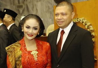 Dipuji Habis-habisan oleh Caren Delano, Inilah Arti Kebaya Merah dan Selendang Batik Krisdayanti Saat Dilantik Jadi Anggota DPR RI