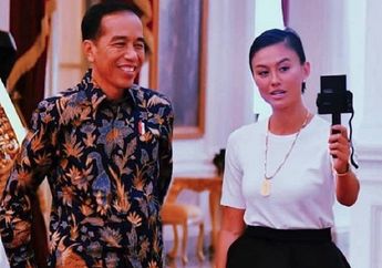 Sempat Dikritik Cuma Pakai Kaos Saat Temui Jokowi, Siapa Sangka Total Penampilannya Capai Setengah Miliar!