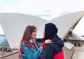 Billy Syahputra dan Hilda Vitria Liburan Bareng ke Australia, Sekalian Foto Pre-wedding?