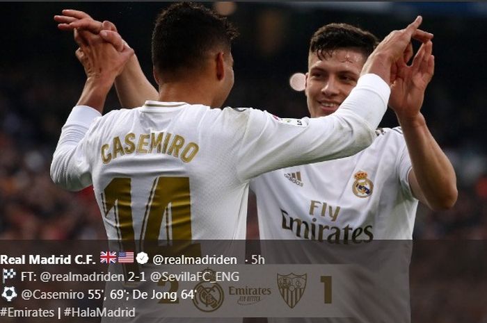 Dua pemain Real Madrid, Casemiro dan Luka Jovic, seusai mengalahkan Sevilla dalam laga di Estadio Santago Bernabeu, Sabtu (18/1/2020).