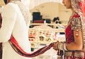 Calon Pengantin India Lari Terbirit-Birit Usai Mengintip Wajah Calon Wanitanya