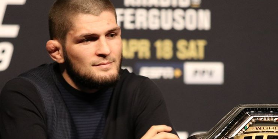 Waduh! Wajah Khabib Nurmagomedov Dicoret-coret