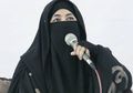 Seolah Merasa Tersindir dengan Kiriman Gambar dari Indadari, Umi Pipik Baper dan Curahkan Isi Hatinya di Instagram