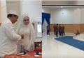 Gedungnya Kosong Melompong, Kedua Mempelai Ini Terpaksa Suguhi Nasi Padang untuk Tamu Undangan, Ditipu WO Habis-habisan!