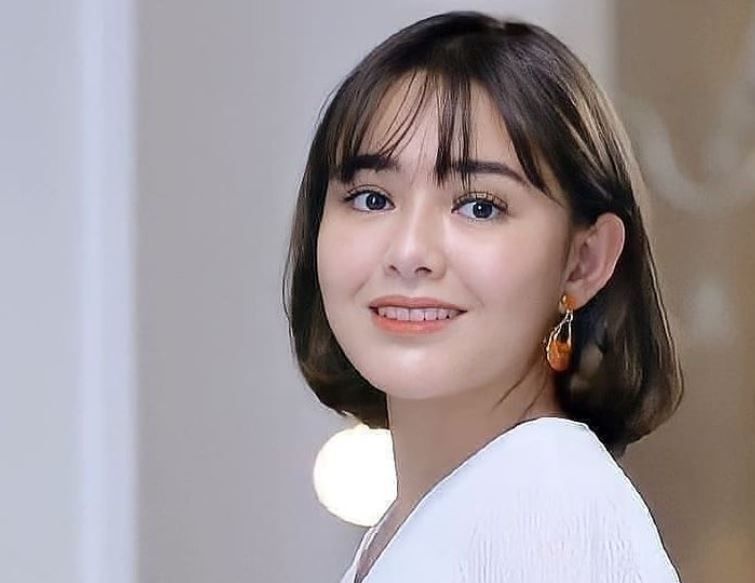 Artis amanda manopo