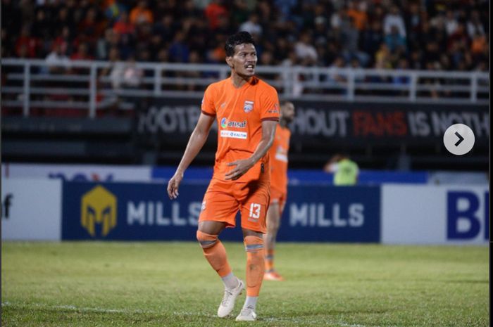 Pelatih Borneo FC Pieter Huistra tak mempermasalahkan gol bunuh diri yang dicetak Agung Prasetyo hingga membuat Persib Bandung meraih hasil imbang. 
