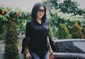 Dikabarkan Akan Segera Menikah dengan Mantan Kekasih Luna Maya, Syahrini Tampil Manis dengan Bantal Mewah Jutaan Rupiah