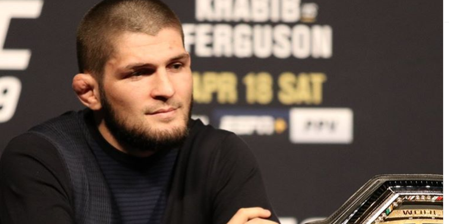 Ejek Khabib Nurmagomedov Lewat Lagu, Petarung MMA Ini Dihajar Massa