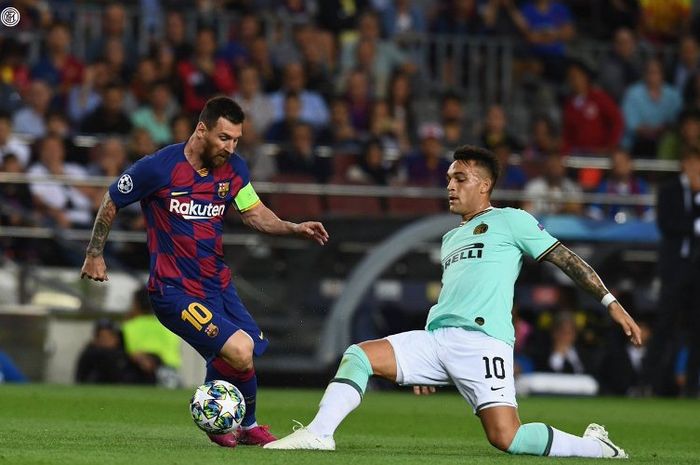 Megabintang Barcelona, Lionel Messi, dalam duel melawan Inter Milan di Camp Nou pada Rabu (2/10/2019).
