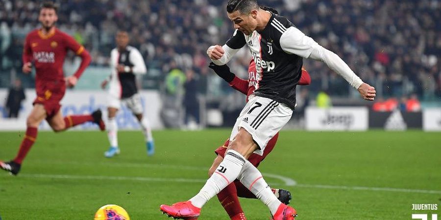 VIDEO - Kaki Kiri Cristiano Ronaldo Bikin AS Roma Jinak