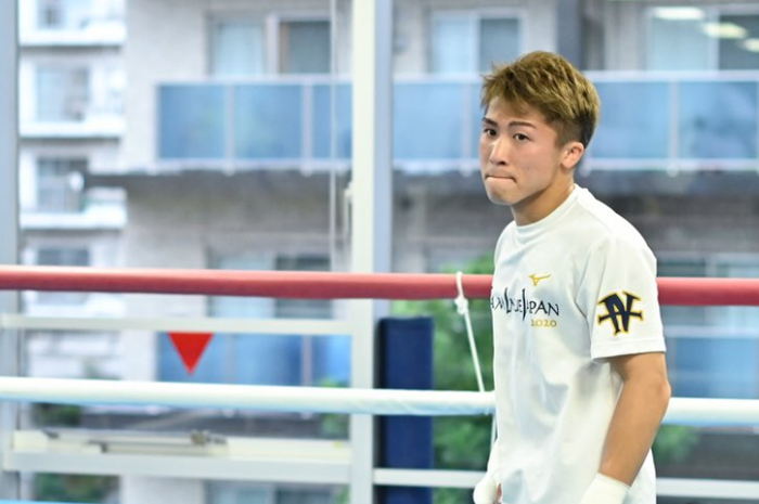 Petinju kelas bantam, Naoya Inoue. Dia dijuluki sebagai The New Manny Pacquiao. Sebagai orang Asia, sosoknya dan juga teknik bertarung hampir serupa dengan Pacquiao.