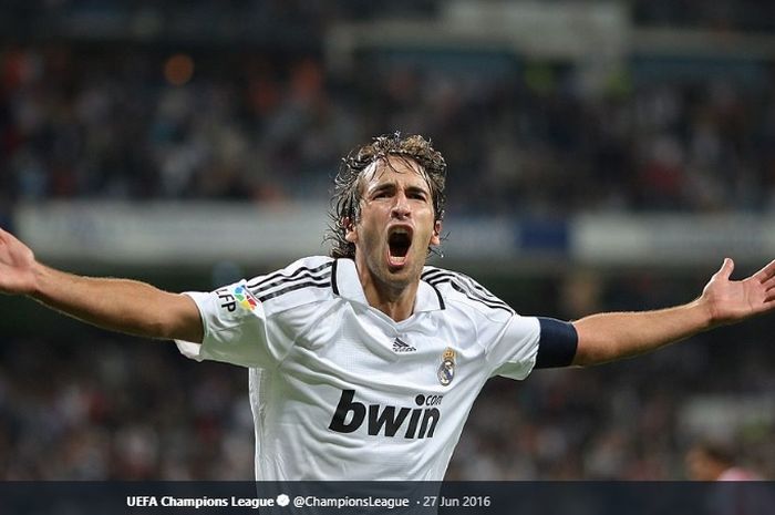 Mantan penyerang dan kapten Real Madrid, Raul Gonzalez.