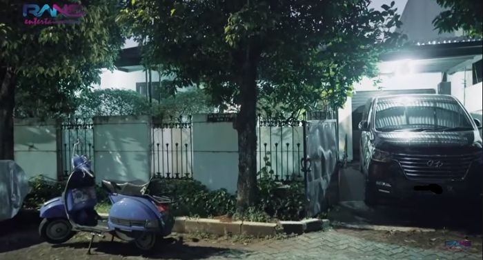 Rumah tampak depan Ayu Dewi