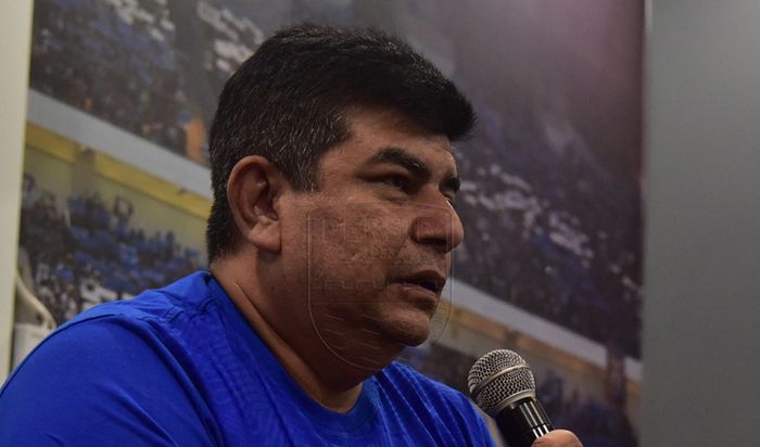 Dokter Persib Bandung, Raffi Ghani memberikan kejelasan mengenai cedera yang dialami Muhammad Natshir.