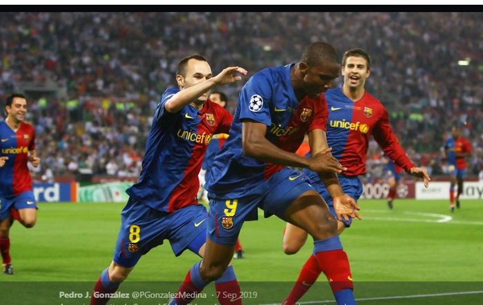 Samuel Eto'o merayakan gol Barcelona ke gawang Manchester United di final Liga Champions 2008-2009.
