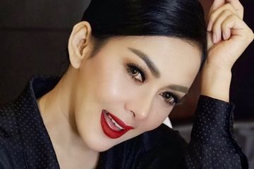 Syahrini meringis kesakitan saat nyanyi di Bandung.